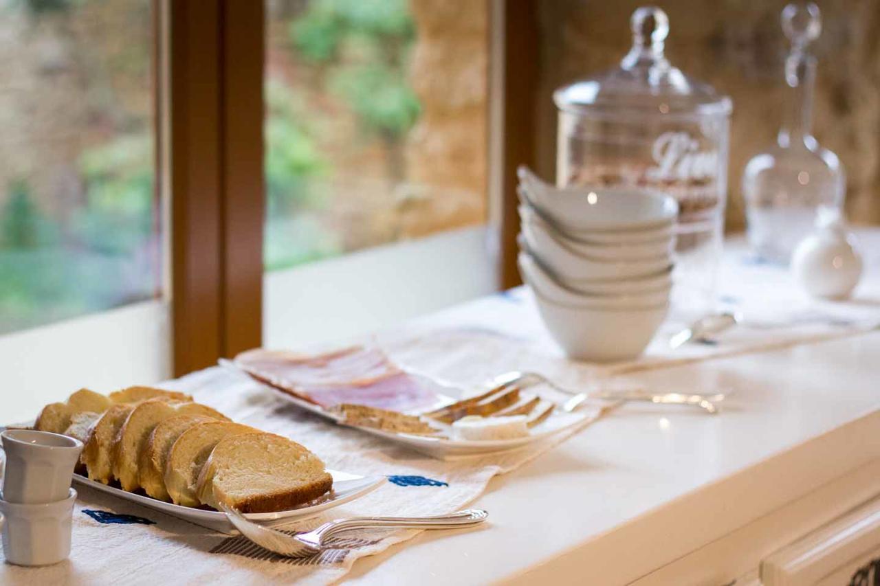 Aux Bories De Marquay, Chambres D'Hotes B&B Avec Piscine Et Spa Pres De Sarlat Exteriör bild